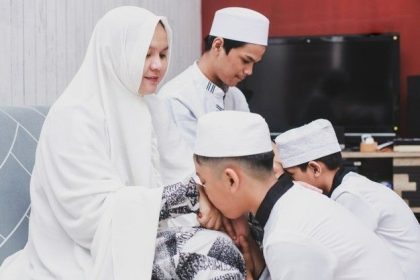 sekolah-islam-berbasis-akhlak-mulia